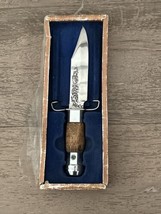 Bowie Knife Wood Handle 5&quot; Blade B56664 In Original Box - £11.74 GBP