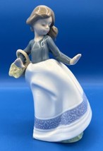 Lladro NAO “Off To Market” Handmade in Spain Porcelain Figurine Glazed F... - £32.99 GBP