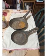 2/Antique Cold Handle Style Cowboy Camping Skillets 1/DeLuxe 1/Unmarked - $1,180.44 MXN