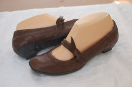 Born Crown Brown Mary Jane Shoes Pumps Size 6.5 - £15.58 GBP