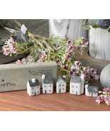 Five Mini White Porcelain Houses in a Box - $555.46 MXN