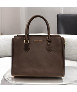 Michael Kors Black Handbag 2-Way Gold Accents 13” X 11” X 6” - $659.86 MXN
