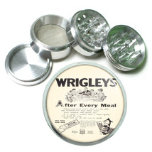 WRIGLEY&#39;S CHEWING GUM VERY EARLY RETRO AD 4Pc Aluminum Grinder 561 - $290.57 MXN