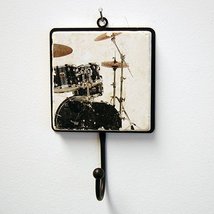 BuyGifts Drum Set Wall Hook - £17.26 GBP