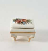 Miniature Footed Trinket Box With Roses on Top Of Lid - £7.02 GBP