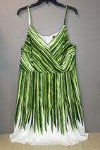 NWT The Limited Palm Leaf Spaghetti Strap Dress Size 12 - £18.27 GBP