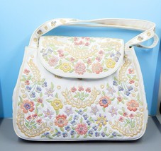 Marketa Of Rio De Janeiro White Flower Embroidered Purse Pocketbook Coin - £40.05 GBP