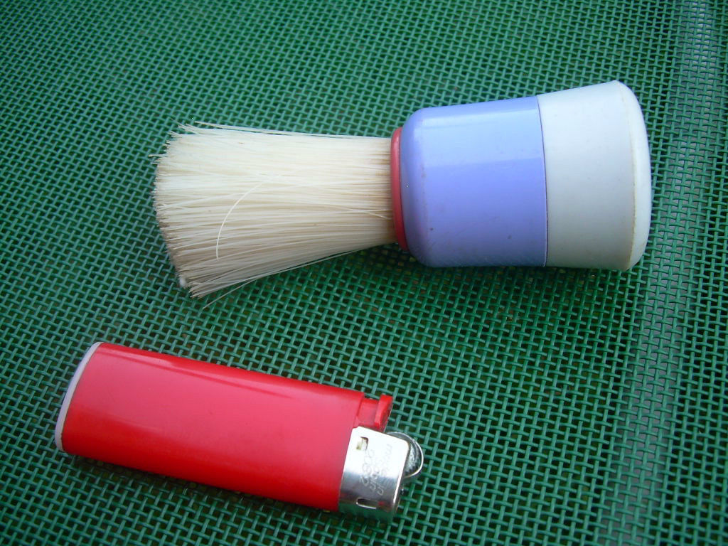 Antique Soviet Russian USSR Shaving Brush About 1976 White Blue - $12.86