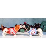 Ebros French Basset Hounds Magnetic Ceramic Salt Pepper Shakers Collecti... - $328.82 MXN