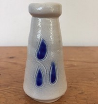 Vtg Colonial Williamsburg Pottery Cobalt Salt Glazed Flower Bud Vase Small 3.25&quot; - £19.63 GBP