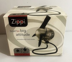 Vornado Zippi Small Personal Fan for Desk, Nightstand, Tabletop, Travel - £19.32 GBP