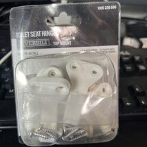 Everbilt Toilet Seat Hinges Top Mount - $3.64