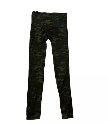 Sexy Spanx Leggings Size Medium Figure Flattering Camouflage EXCELLENT CONDITION Item image 2