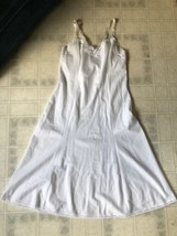 Vintage Wonder Maid Non Cling Full Slip Ivory Lined Lace Trim Sz 34  USA... - $49.45