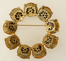 Vintage Costume Jewelry Gold Tone Amber Gold Bold Rhinestones Brooch Pin - £19.71 GBP