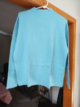 Women&#39;s Eagle Eye Blue Turtleneck Sweater Size M - $14.00