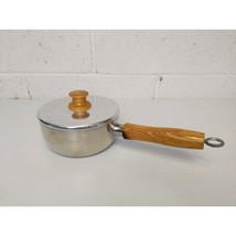 Vintage Mirro Wooden Handled 1qt. Non-Stick Sauce Pan with Lid 54221-1330 - $9.90