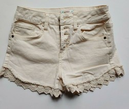 Love Fire Denim Shorts Size 0 Womens Crochet Lace Trim Button Fly Stretch Cream - £14.24 GBP