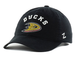 Anaheim Ducks NHL Hockey Centerpiece Team Logo Adjustable Slouch Cap Dad Hat - £14.95 GBP