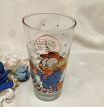  2076 Vintage Garfields Cafe Drinking Glass Tumbler - $9.00