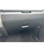 RAM1500   2016 Glove Box 104740672 - €99,03 EUR