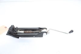 06-10 VOLKSWAGEN JETTA EMERGENCY SPARE TIRE JACK Q3120 image 9