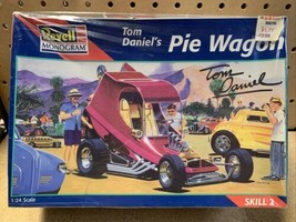 VTG, SEALED Revell-Monogram 1:24 Tom Daniel&#39;s Pie Wagon Model Kit #85-2498 - £38.08 GBP