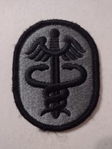ACU PATCH - HEALTH SERVICE COMMAND HAS HOOK &amp; LOOP NEW :KY25-20 - $72.76 MXN
