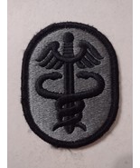 ACU PATCH - HEALTH SERVICE COMMAND HAS HOOK &amp; LOOP NEW :KY25-20 - $72.16 MXN