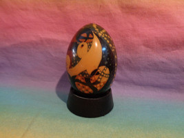 Vintage 93 Belarus Hand Painted Wood Egg Black  Red &amp; Yellow Flowers Black Stand - £6.30 GBP
