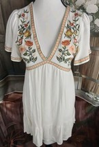 In Loom Dress Size S Embroidery Floral V Neck Keyhole Button Lined White... - £19.56 GBP