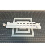 GE Refrigerator Right Rail Assembly P# WR72X10266 - $1,279.39 MXN