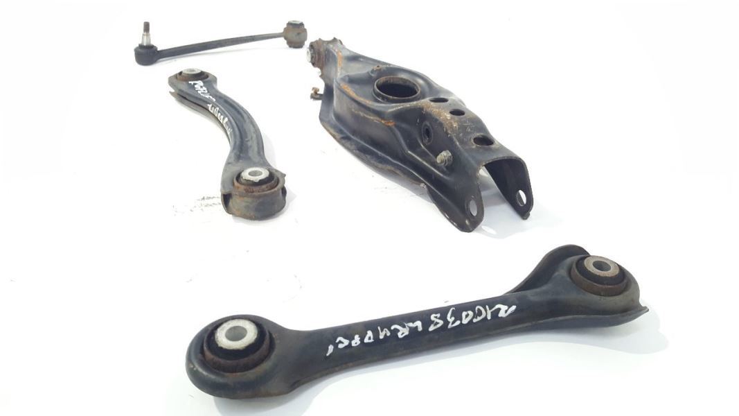 Set Of 4 Left Rear Control Arms Lower OEM 94 95 96 97 98 99 Mercedes CLK320  Item image 4