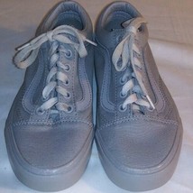 VANS SHOES TANK GRAY WOMENS SIZE 5.0 VERY CLEAN - $26.32