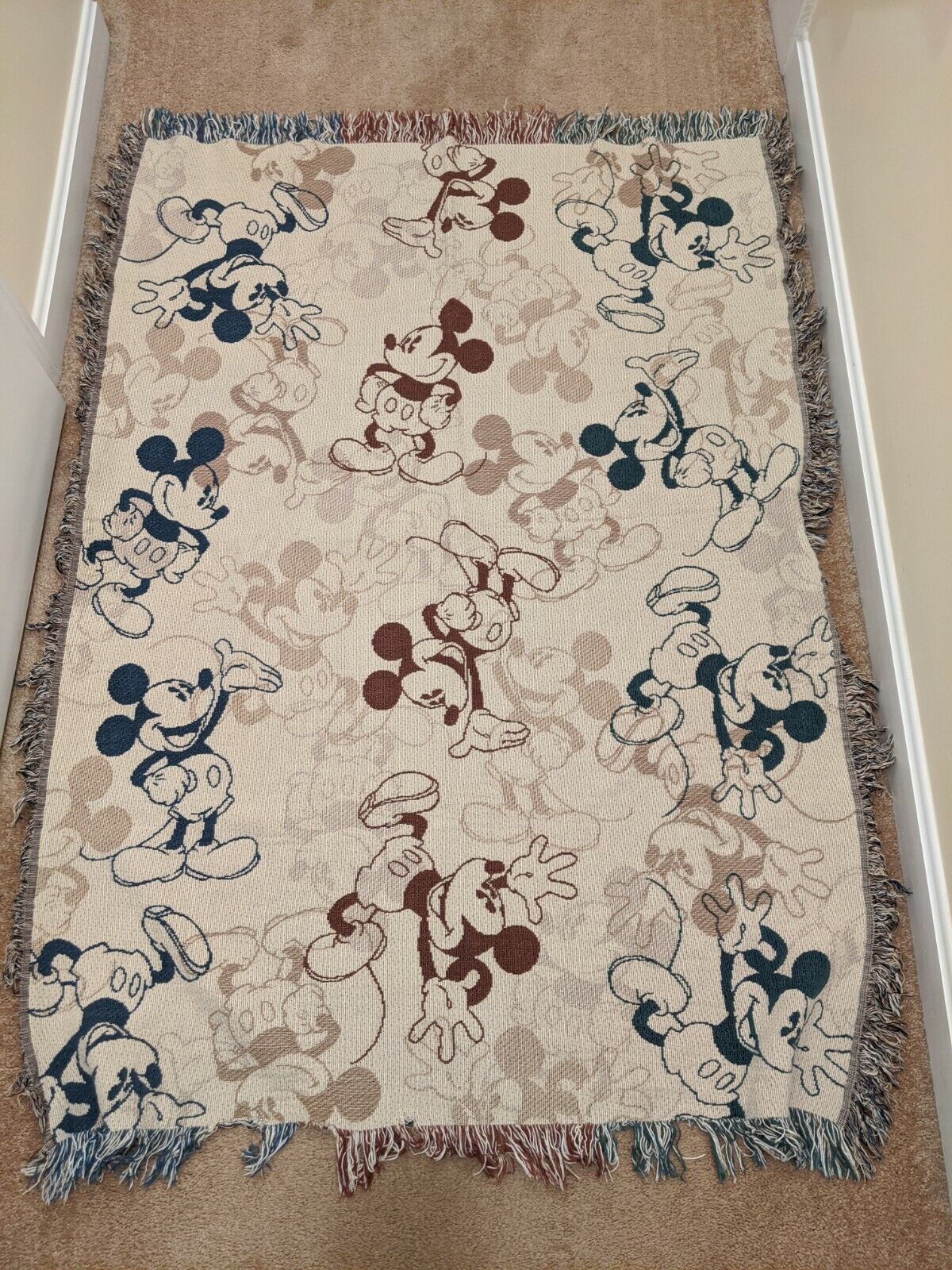 Disney Parks Authentic Original Mickey Mouse Fringed Hem Throw Blanket 42x58 EUC - $27.74