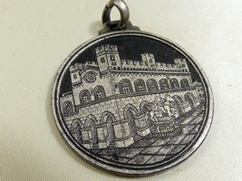 VTG silver tone metal Platencia Italy Piacenza Communal Palace Medal Pen... - $44.55