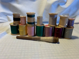 Vintage Wood sewing thread spool set #45 - £14.98 GBP