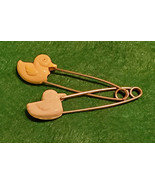 Vintage Baby Chic White Safety Diaper Pins Made In Hong Kong - £5.45 GBP