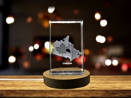 LED Base included | Canada 3D Engraved Crystal 3D Engraved Crystal Keepsake - £31.23 GBP+