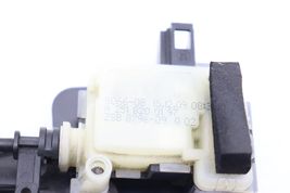 07-13 MERCEDES-BENZ W221 S550 FUEL FILLER DOOR RELEASE ACTUATOR E2923 image 11