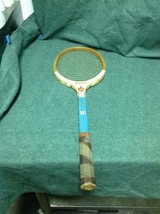 Vintage Wilson Wooden Tenis Racket With Wooden Press Retro Sports Es Ws34 - £15.50 GBP