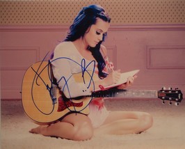 Katy Perry Signed Photo - One Of The Boys - I Kissed A Girl - Teenage Dream w/C - £152.00 GBP