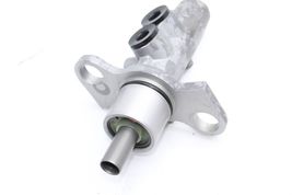 97-04 PORSCHE BOXSTER  BRAKE PUMP MASTER BRAKE CYLINDER U0192 image 4