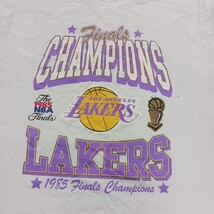 Mitchell & Ness NBA LOS ANGELES LAKERS 1985 NBA Finals Champion T-Shirt Boys XL image 13