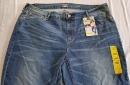 NWT Levi Strauss Signature Curvy Straight Stretch Blue Jeans Size 24M Mi... - £17.10 GBP