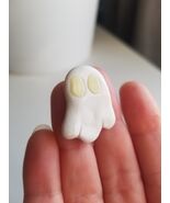 Handmade Clay Glow-in-the-Dark Ghost Halloween Magnet - $110.07 MXN