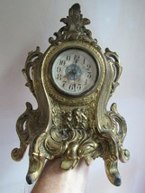 Cast Iron Victorian Mantel Clock 1908 Gold Tone Hand Wind Shelf Clock Works! - £97.15 GBP