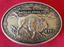 1997 Running Strong For American Indian Youth Brass Belt Buckle - €11,28 EUR