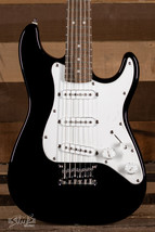 Squier Mini Stratocaster, Laurel FB, Black - £160.84 GBP