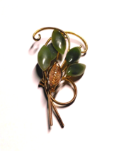 Jadeite Jade Vintage 60&#39;s Teardrop Filigree Leaf Floral Brooch Pin St. Patty&#39;s - £28.65 GBP